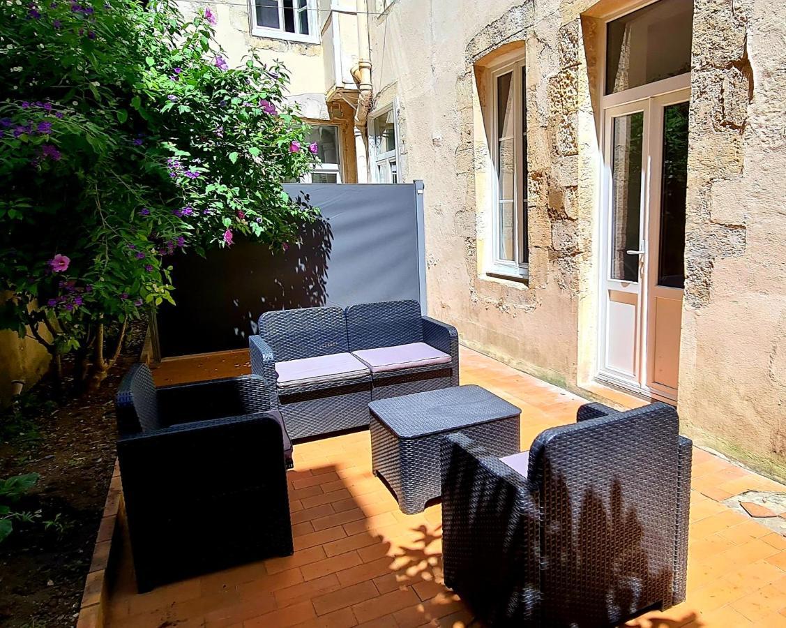 Coeur De La Rochelle Avec Terrasse Apartment Luaran gambar
